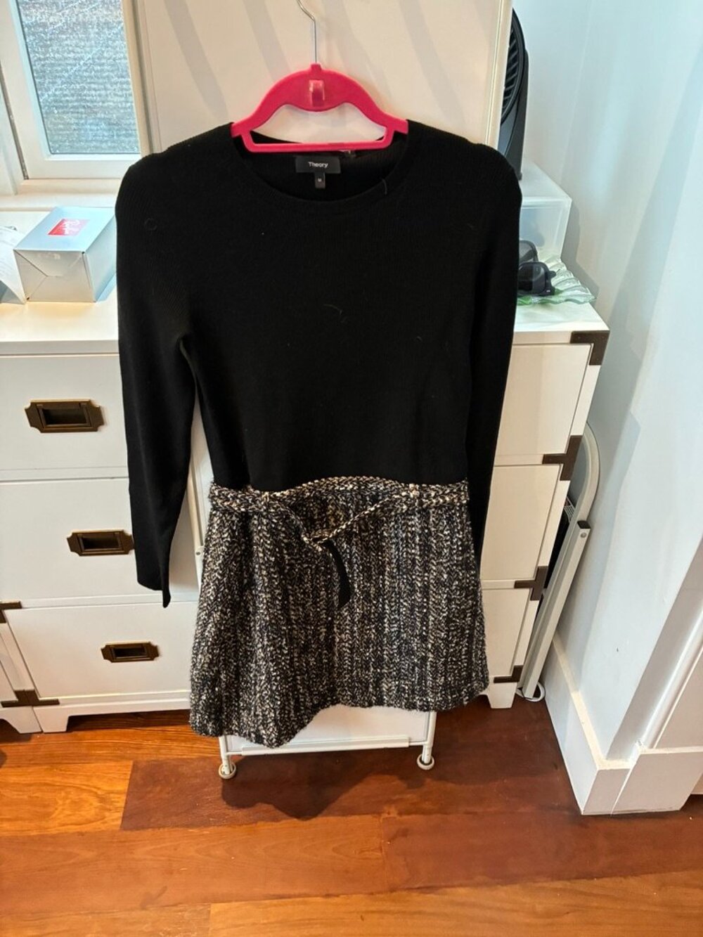 NEW WITH TAGS Theory knit combo long sleeve dress size medium black and brown